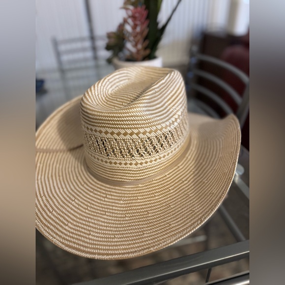 Men’s Cody Johnson cowboy hat - Picture 2 of 5